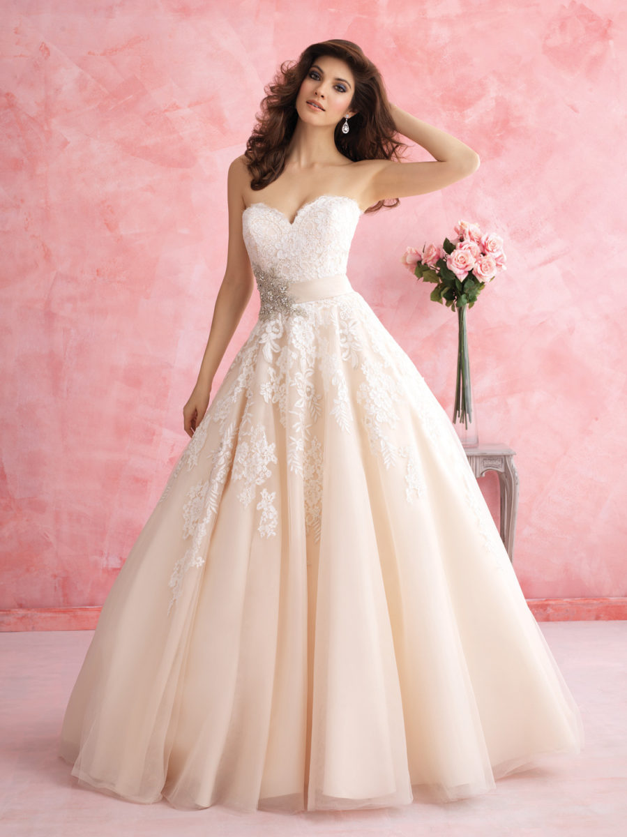 Spring 2015 Dress - Ashley Rene's | The Wedding Mag
